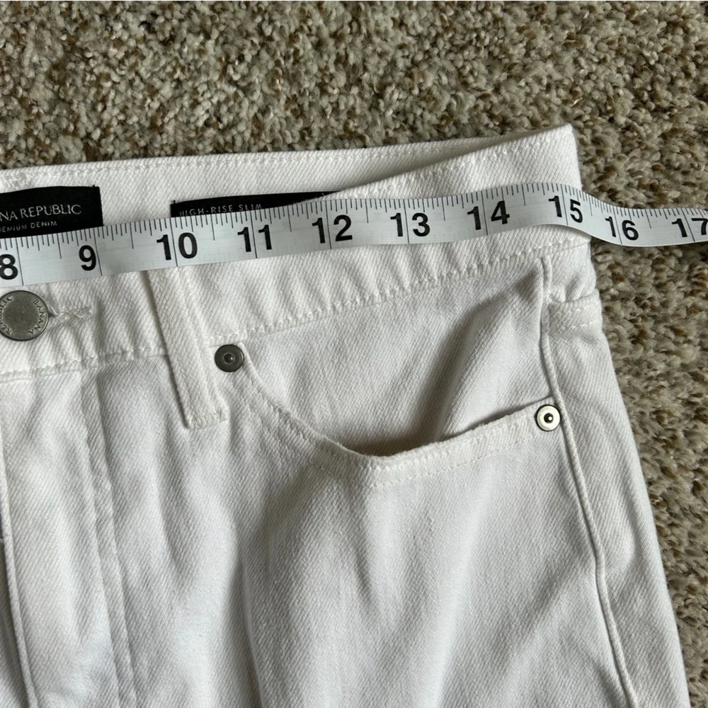 Banana Republic White High Rise Slim Distressed Denim Size 29 Spring Easter